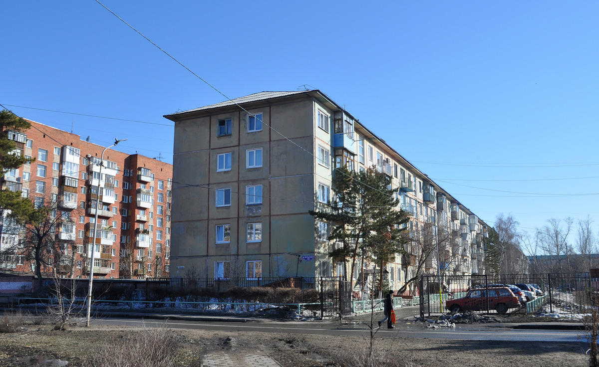 Омск, Улица Фёдора Крылова, 10