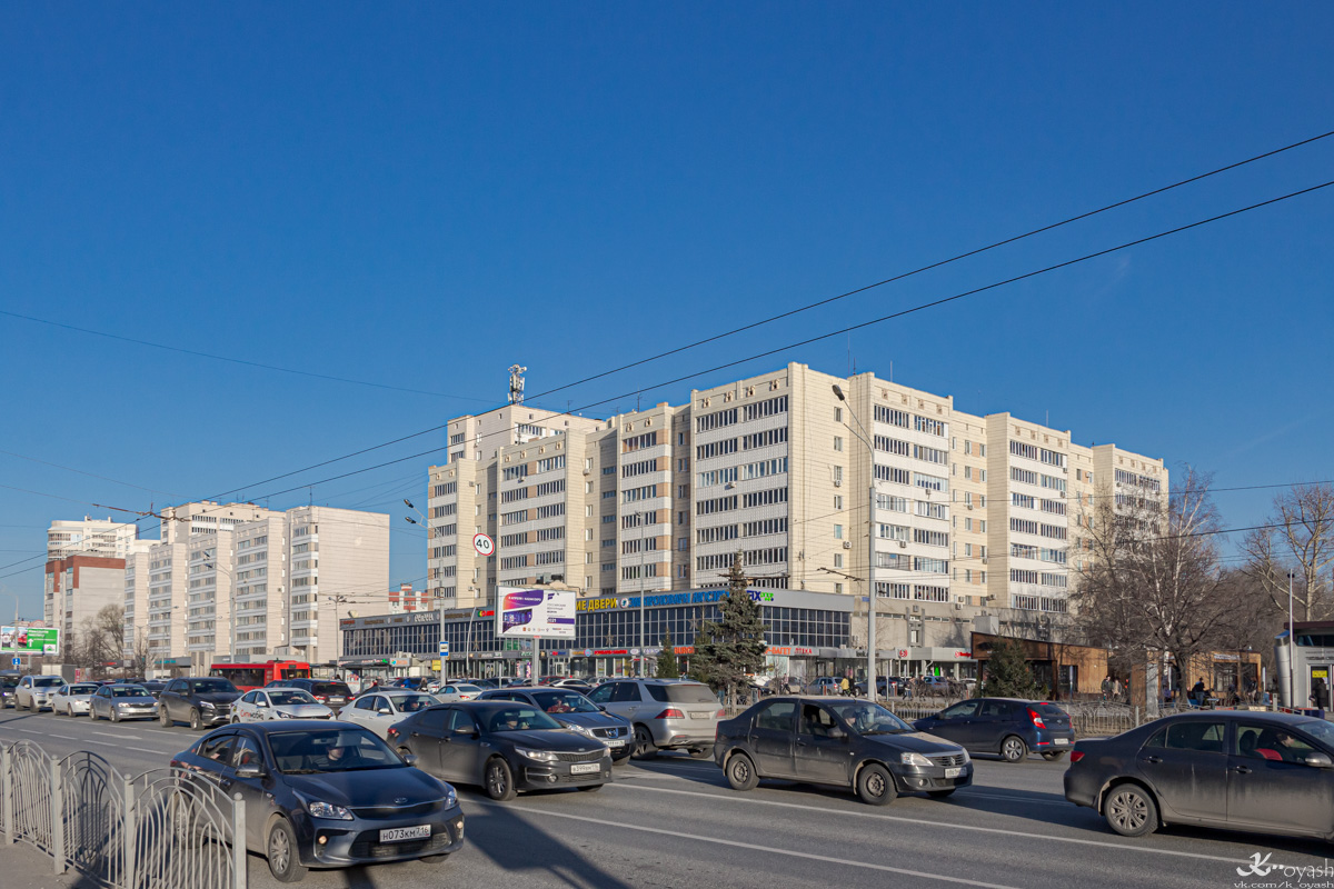 Казань, Чистопольская улица, 4; Улица Декабристов, 8