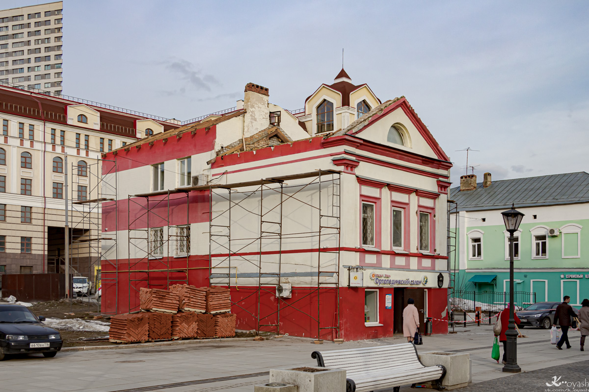 Казань, Петербургская улица, 21