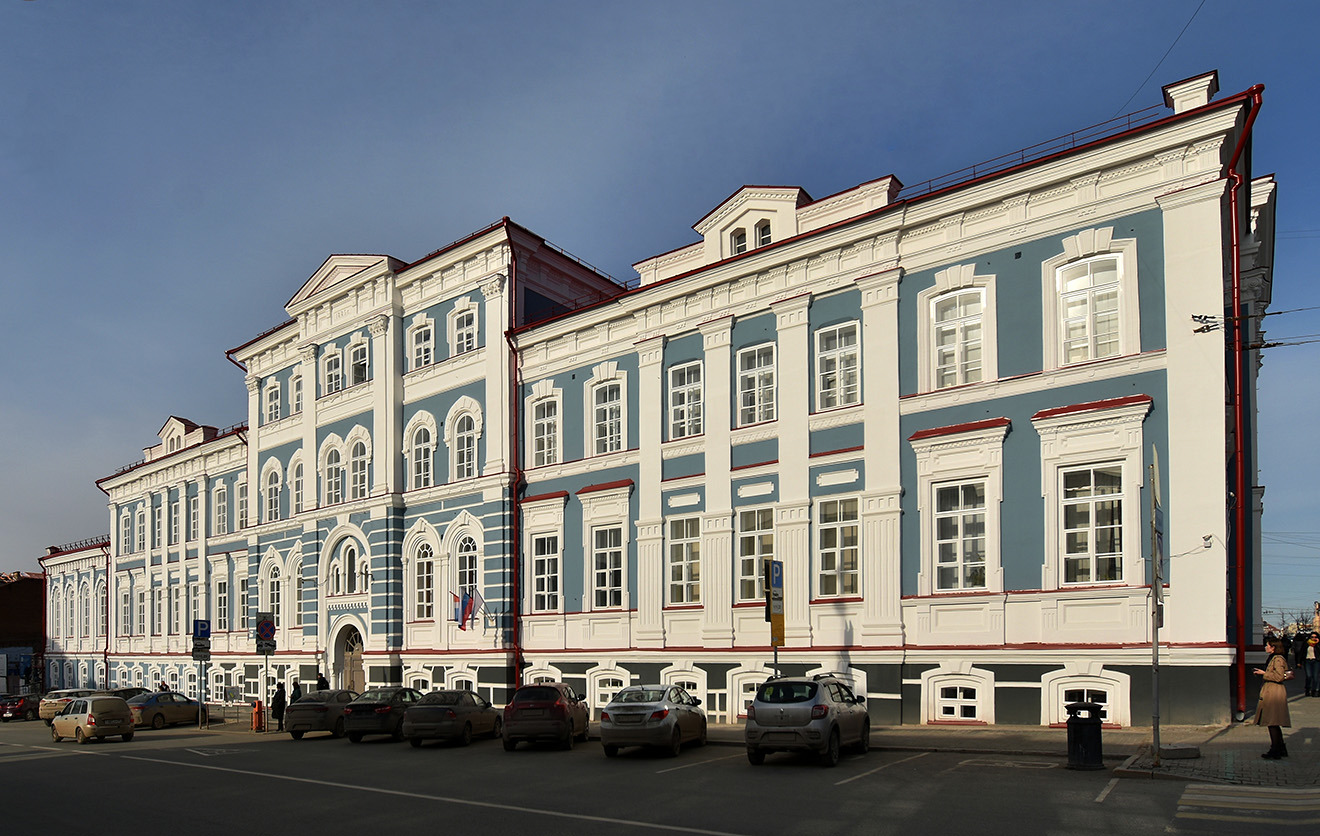 Пермь, Улица Ленина, 29 / Улица Газеты "Звезда", 18