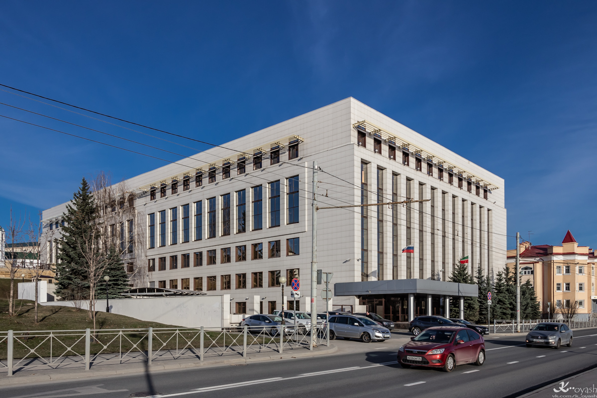 Kazań, Право-Булачная улица, 5 / Улица Баумана, 20