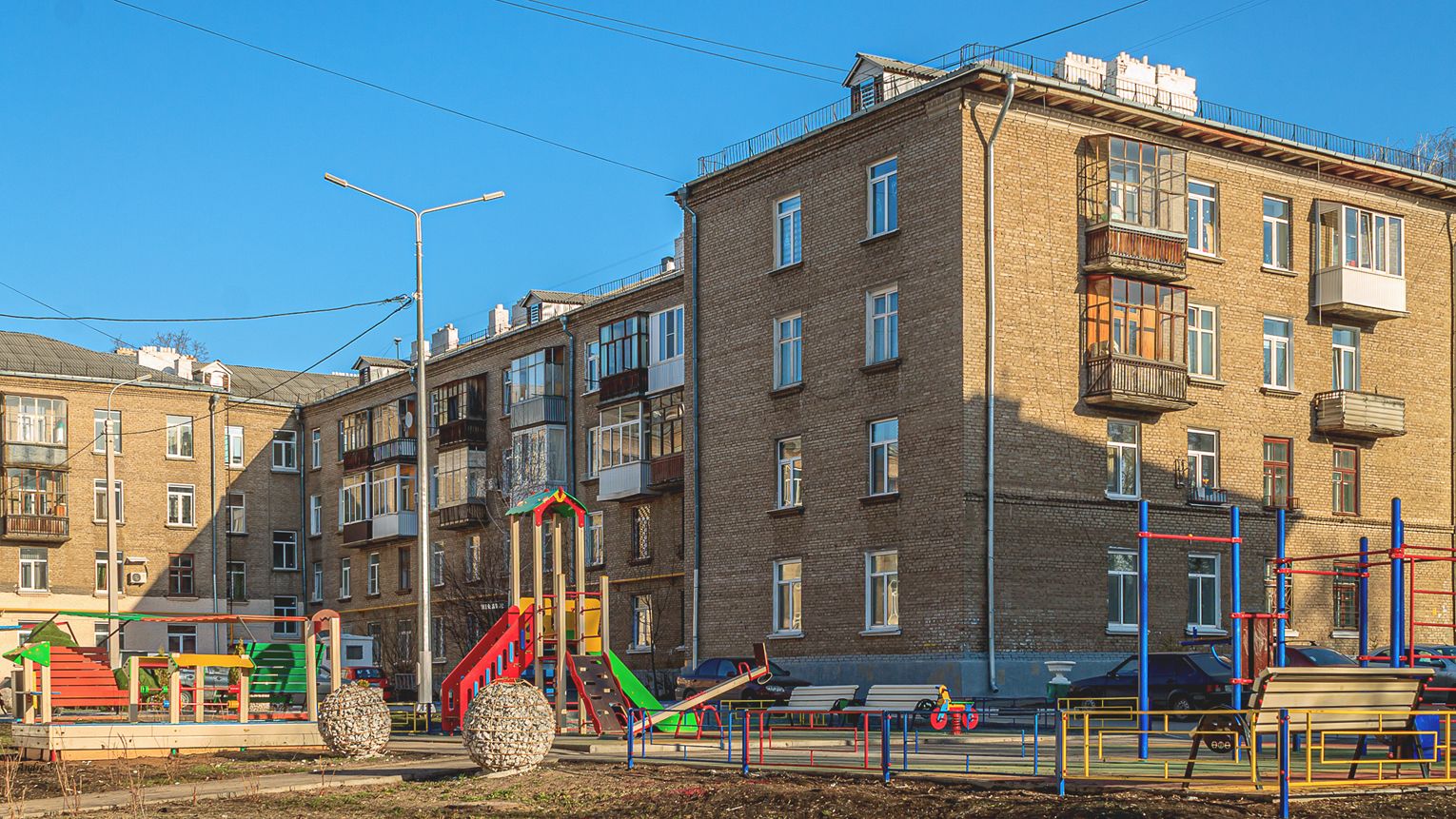 Уфа, Архитектурная улица, 22 / Улица Победы, 18