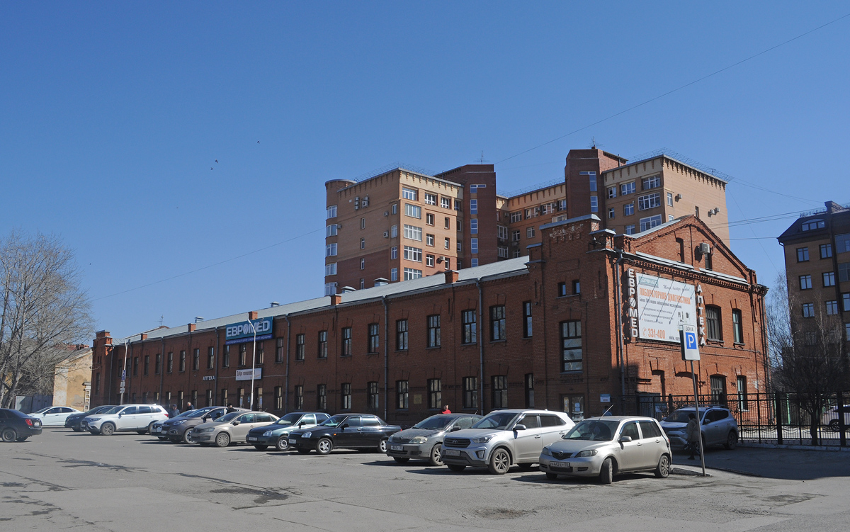 Omsk, Съездовская улица, 29 корп. 3; Съездовская улица, 29/2