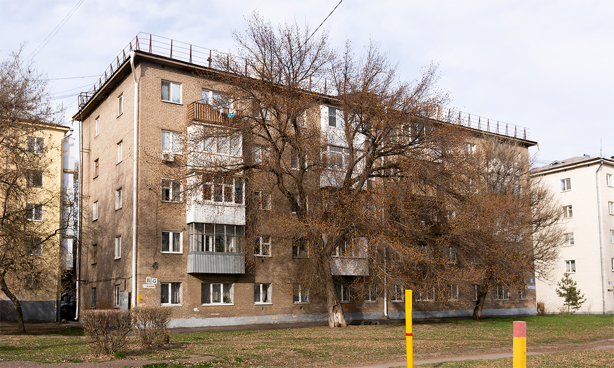 Уфа, Интернациональная улица, 85 / Улица Александра Невского, 2