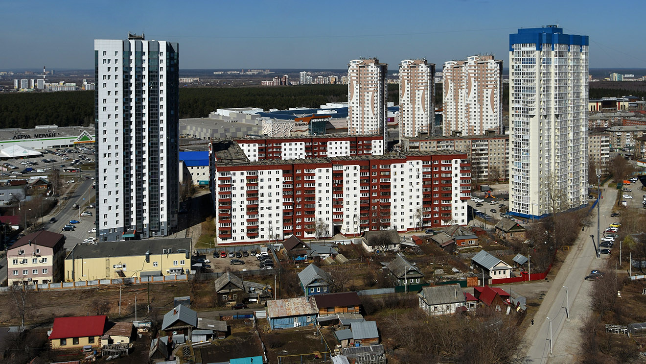 Пермь, Шоссе Космонавтов, 164Б; Улица Нефтяников, 211; Улица Нефтяников, 209Б; Улица Мира, 115Б; Шоссе Космонавтов, 162Б; Улица Мира, 115; Шоссе Космонавтов, 217; Шоссе Космонавтов, 215; Шоссе Космонавтов, 213; Улица Мира, 136; Улица Мира, 113; Улица Милиционера Власова, 4А; 1-я Гамовская улица, 61; 1-я Гамовская улица, 59; 1-я Гамовская улица, 62; 1-я Гамовская улица, 57; 1-я Гамовская улица, 57А; Улица Нефтяников, 205; Улица Нефтяников, 203; 1-я Гамовская улица, 60; 1-я Гамовская улица, 58; 1-я Гамовская улица, 55; Улица Нефтяников, 201; 1-я Гамовская улица, 56; Улица Нефтяников, 199. Пермь — Панорамы