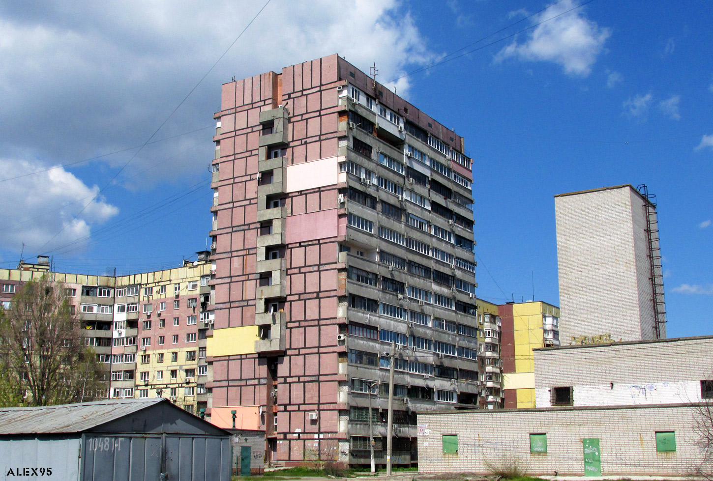Днепр, Рубиновый бульвар, 8