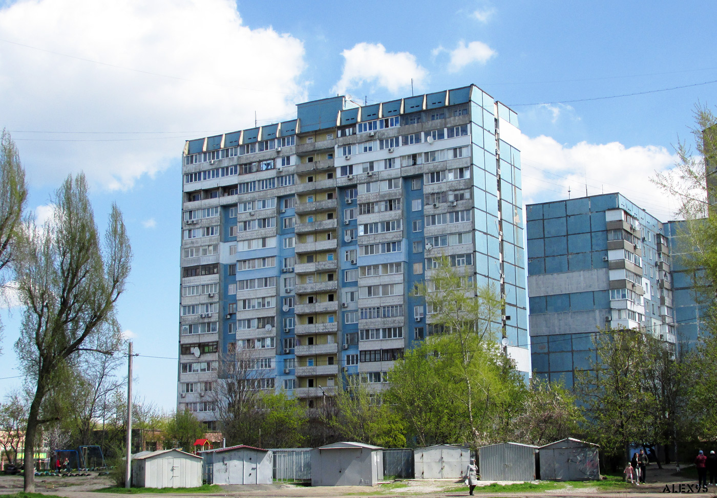 Днепр, Улица Юрия Кондратюка, 10