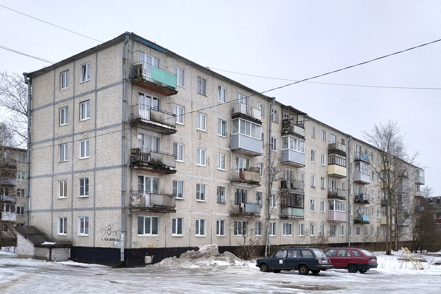 Сясьстрой, Улица Петра Лаврова, 8