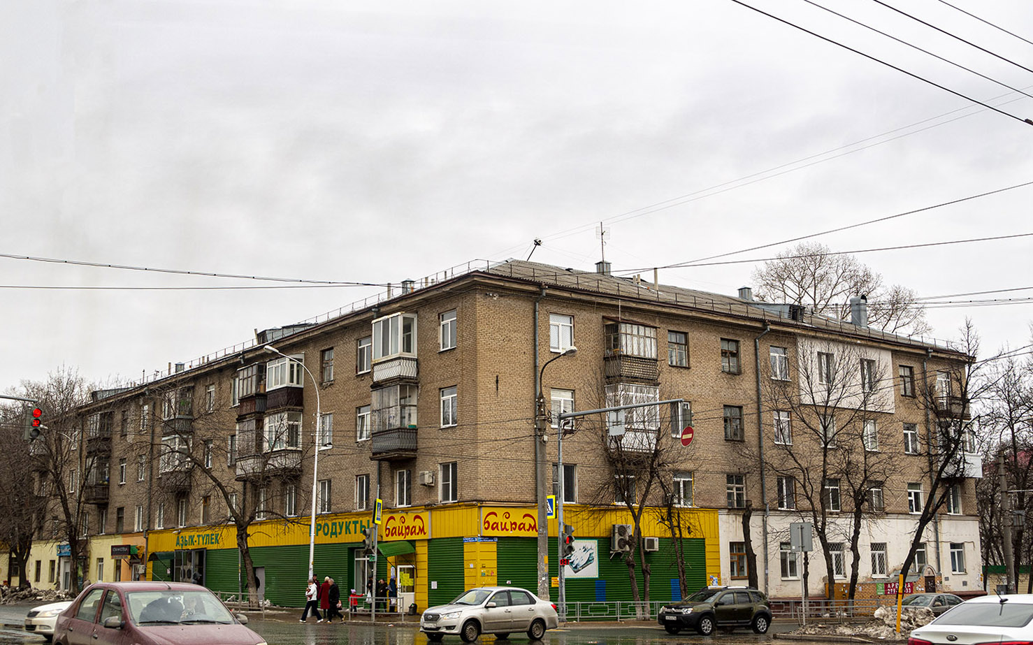 Уфа, Кольцевая улица, 129 / Улица Александра Невского, 34