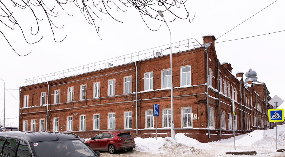 Ufa, Улица Цюрупы, 3