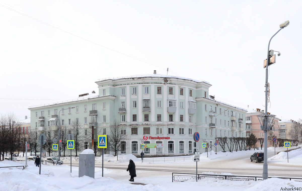 Железногорск, Улица Ленина, 50 / Улица Решетнёва, 7