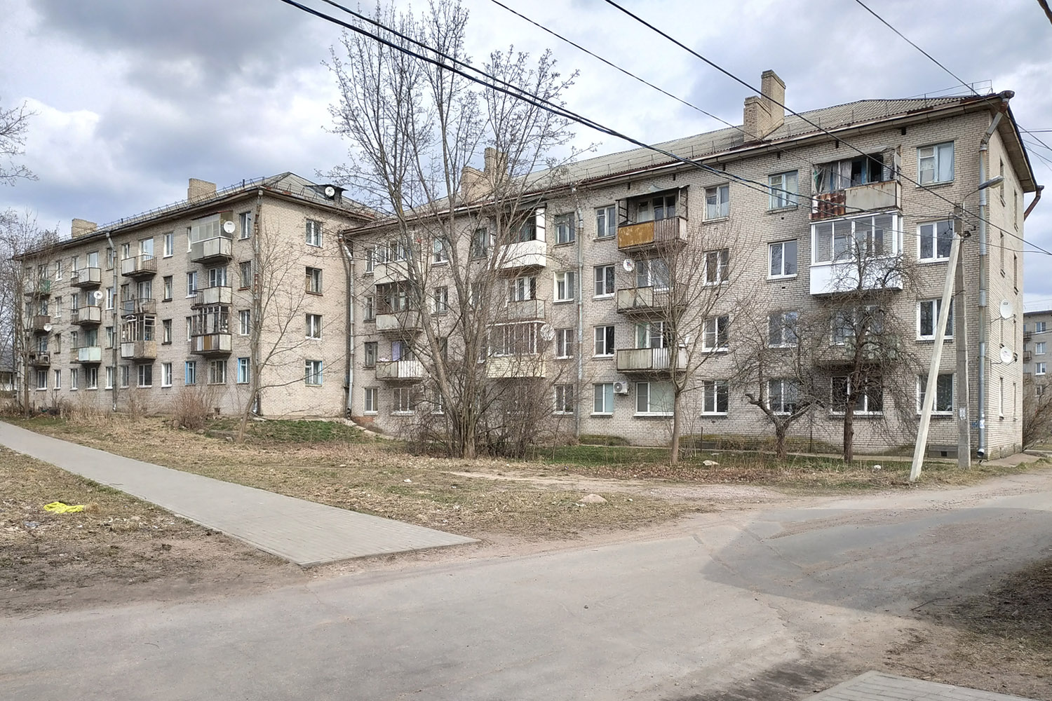 Приморск, Набережная Лебедева, 1; Набережная Лебедева, 1а