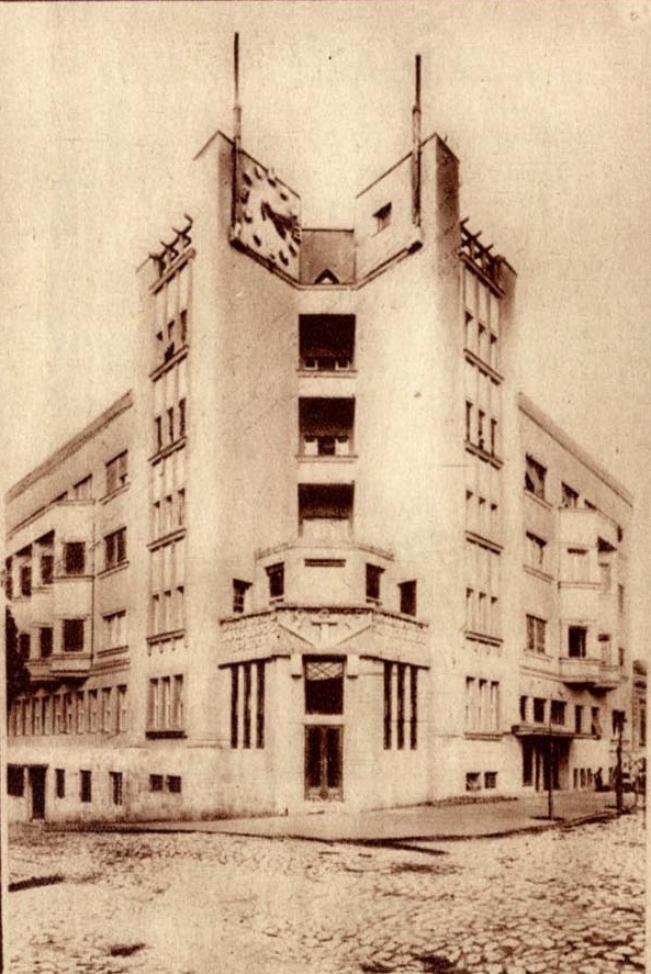 Белград, Капетан-Мишина, 6