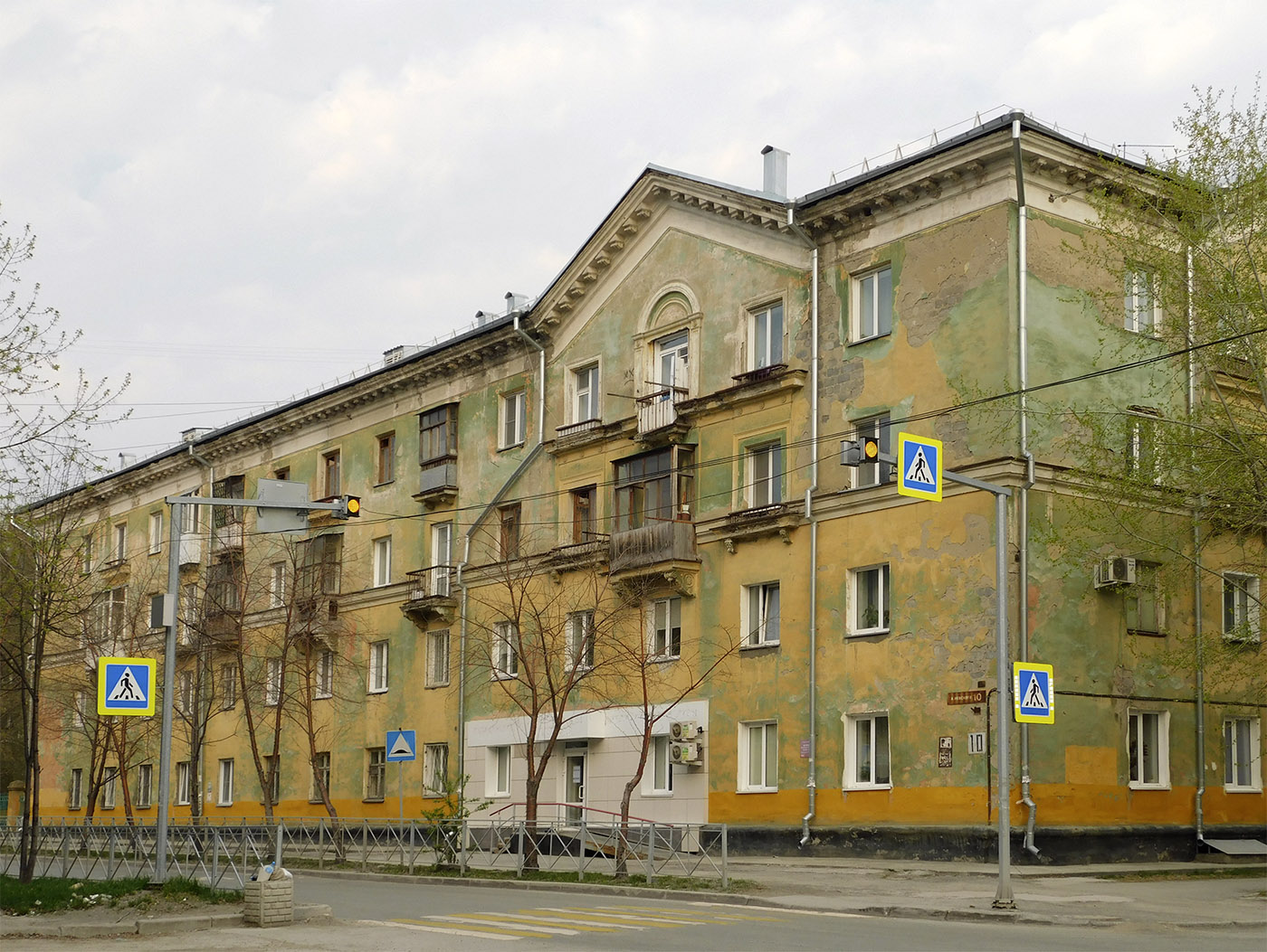 Новосибирск, улица Александра Невского, 10