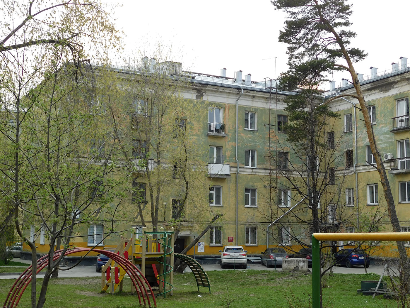 Novosibirsk, улица Александра Невского, 10