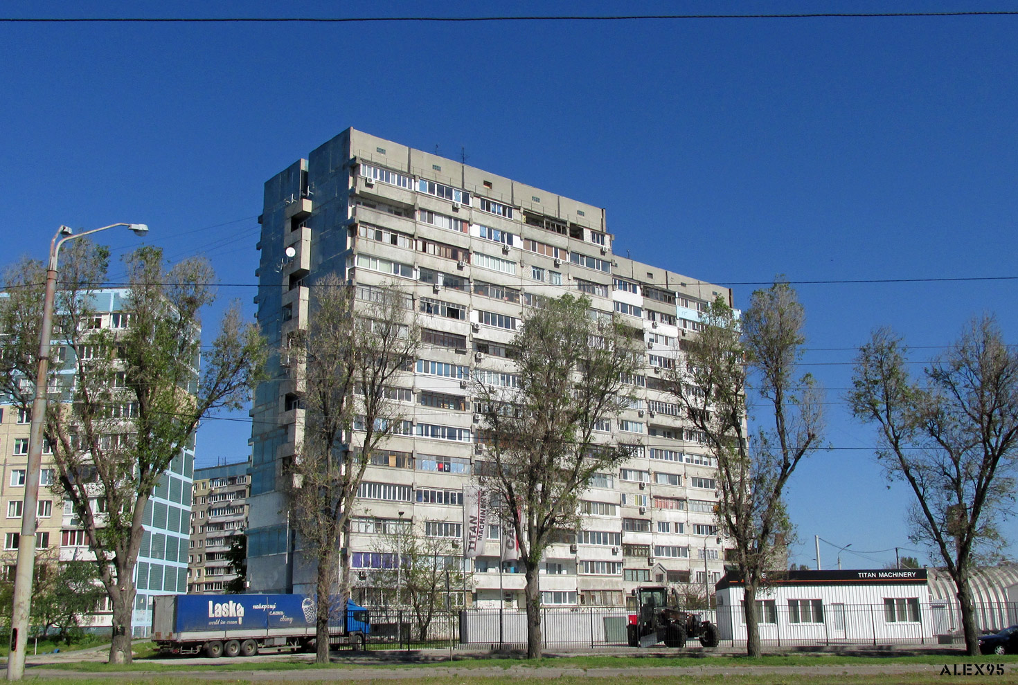 Днепр, Переулок Райниса, 22; Переулок Райниса, 20