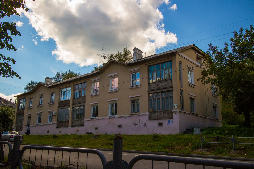 Новоуральск, Улица Ленина, 42