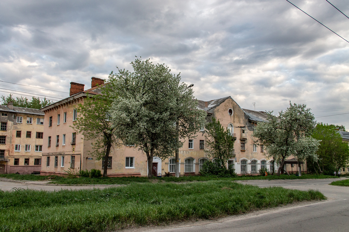 Березники, Улица Деменева, 6