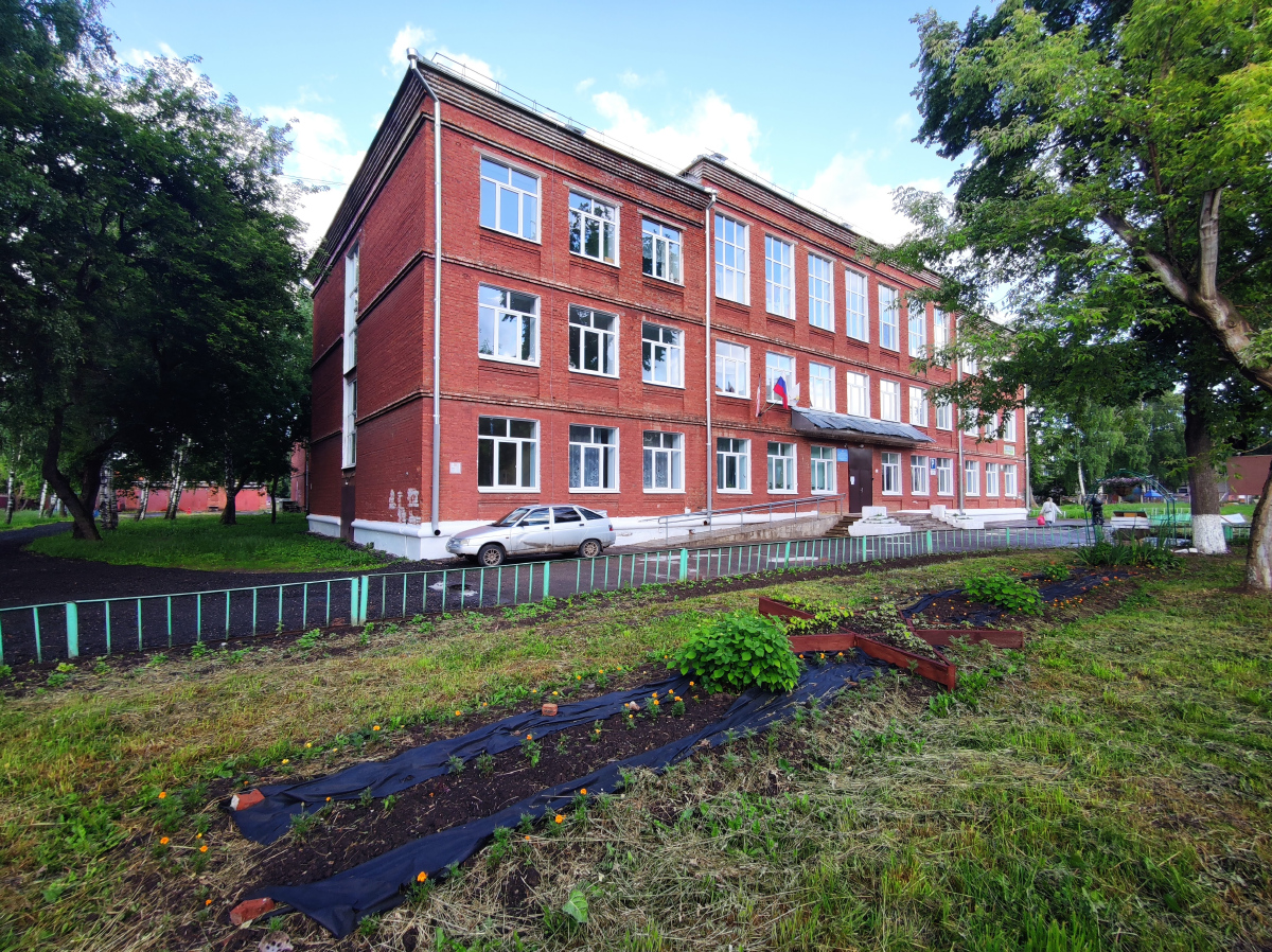 Glazov, Улица Короленко, 8