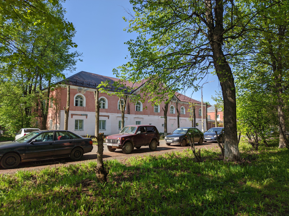 Глазов, Парковая улица, 26