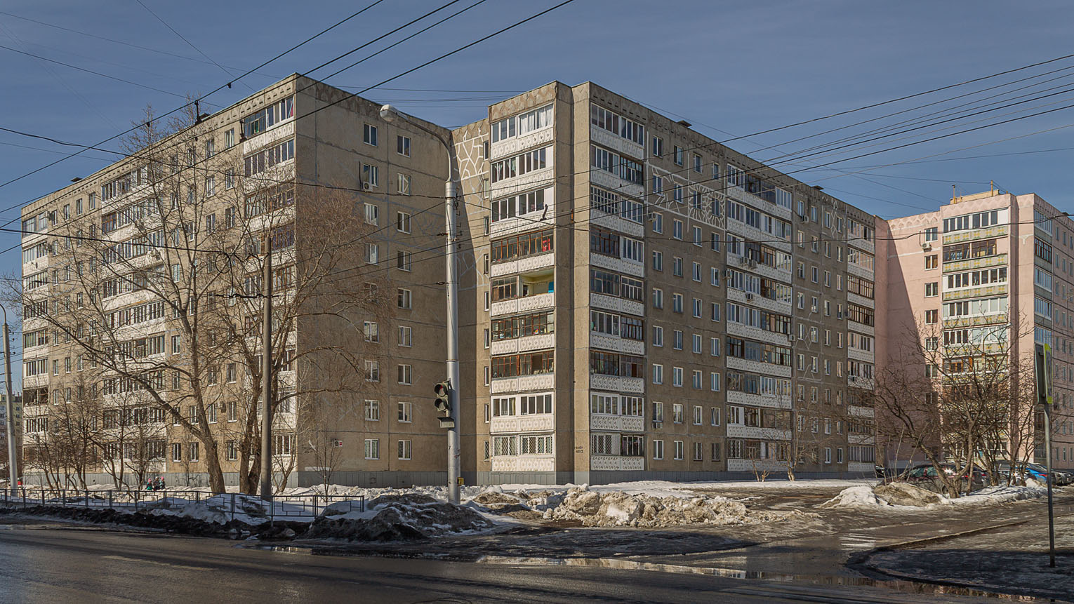 Уфа, Бульвар Тухвата Янаби, 49/2; Бульвар Тухвата Янаби, 49/1; Бульвар Тухвата Янаби, 49/3