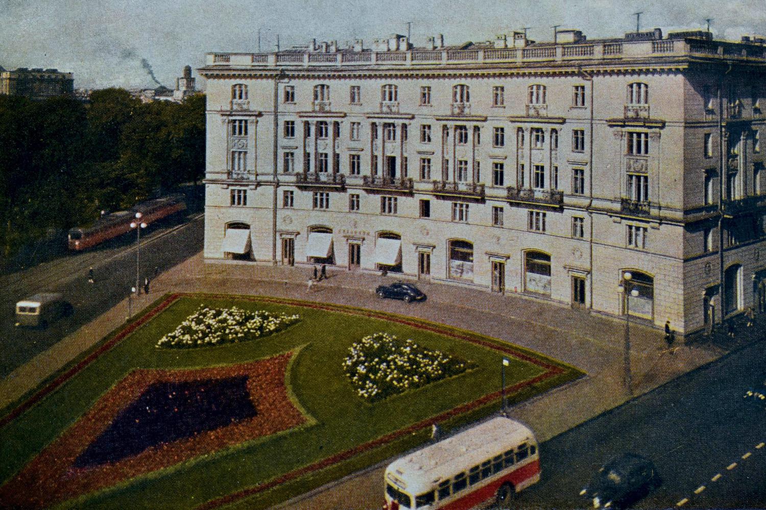 Санкт-Петербург, Каменноостровский проспект, 2