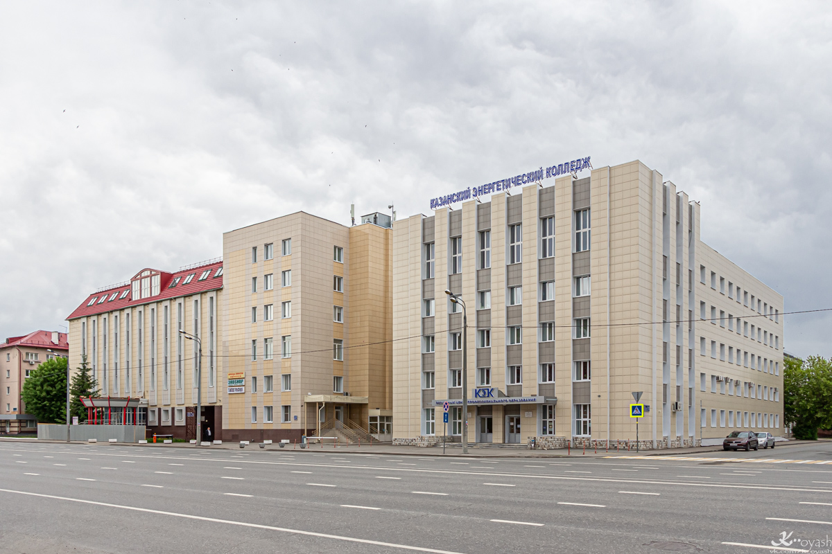Казань, Улица Нурсултана Назарбаева, 27Б; Улица Нурсултана Назарбаева, 27; Улица Нурсултана Назарбаева, 29 / Спартаковская улица, 111