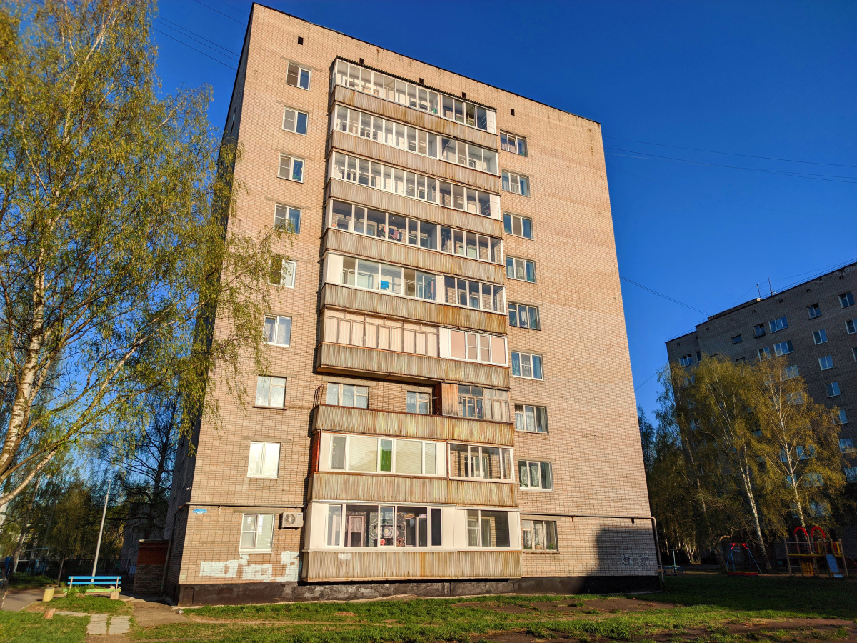 Глазов, Проезд Монтажников, 11