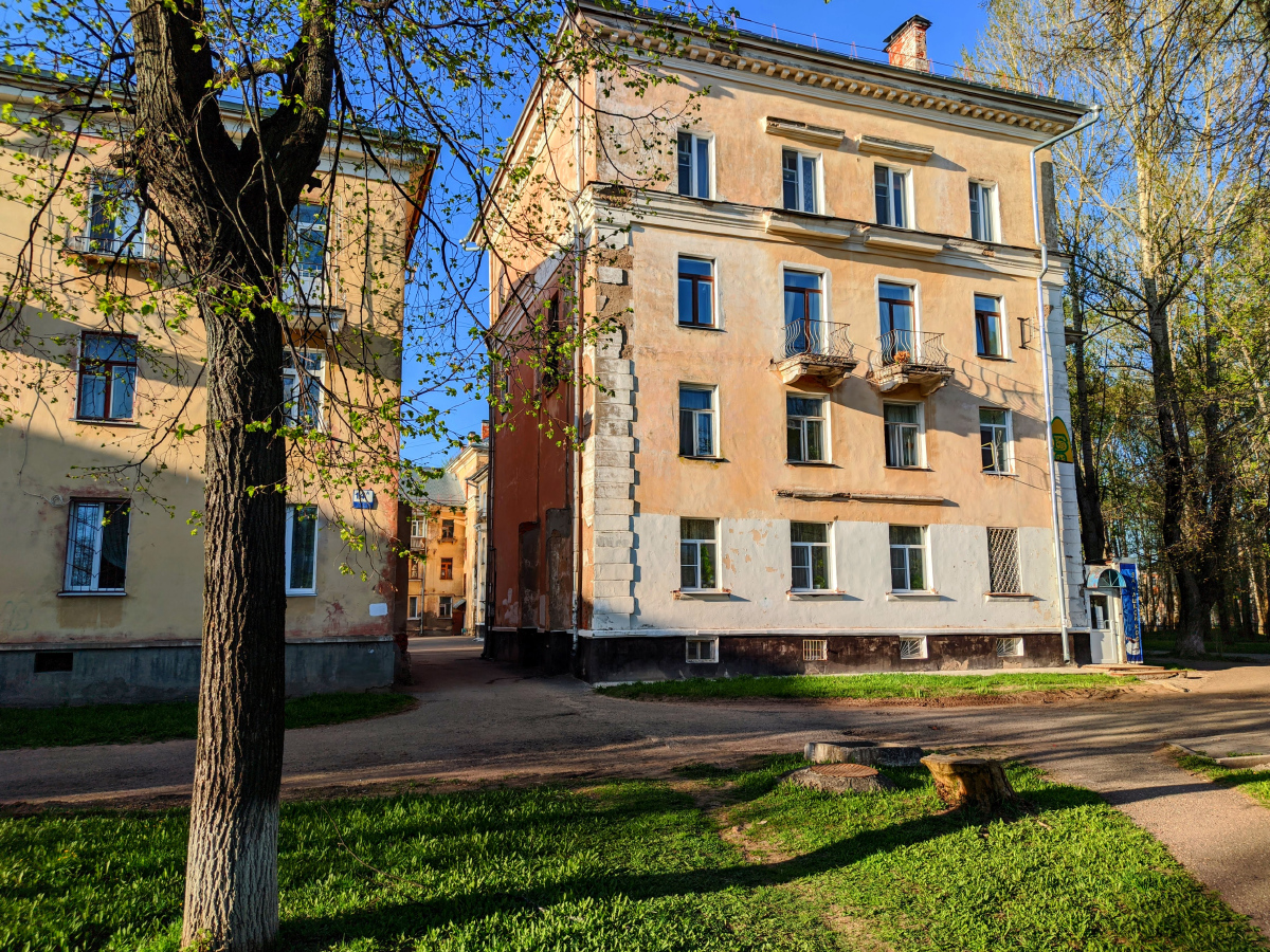 Глазов, Комсомольская улица, 14