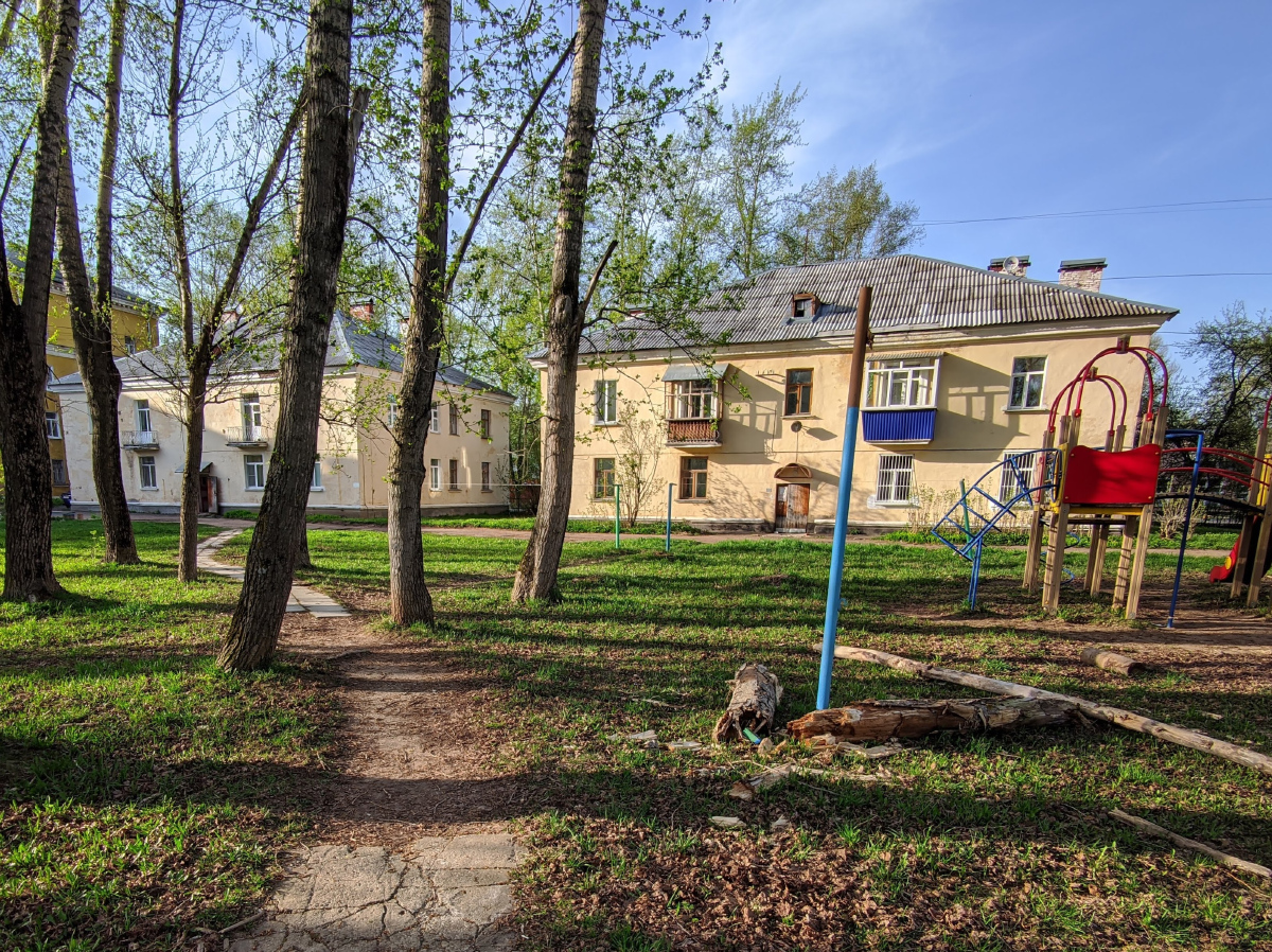 Глазов, Улица Тани Барамзиной, 35; Улица Тани Барамзиной, 37