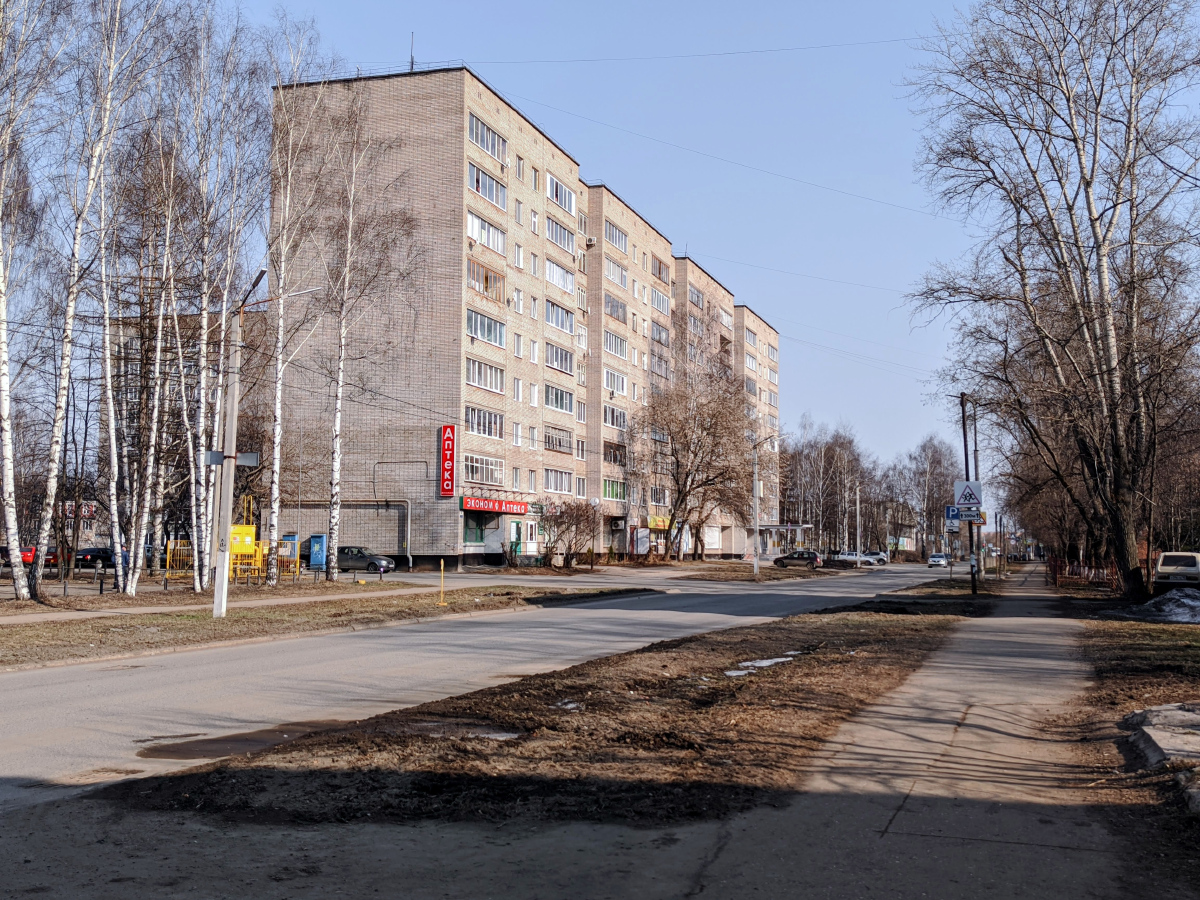 Глазов, Улица Тани Барамзиной, 6