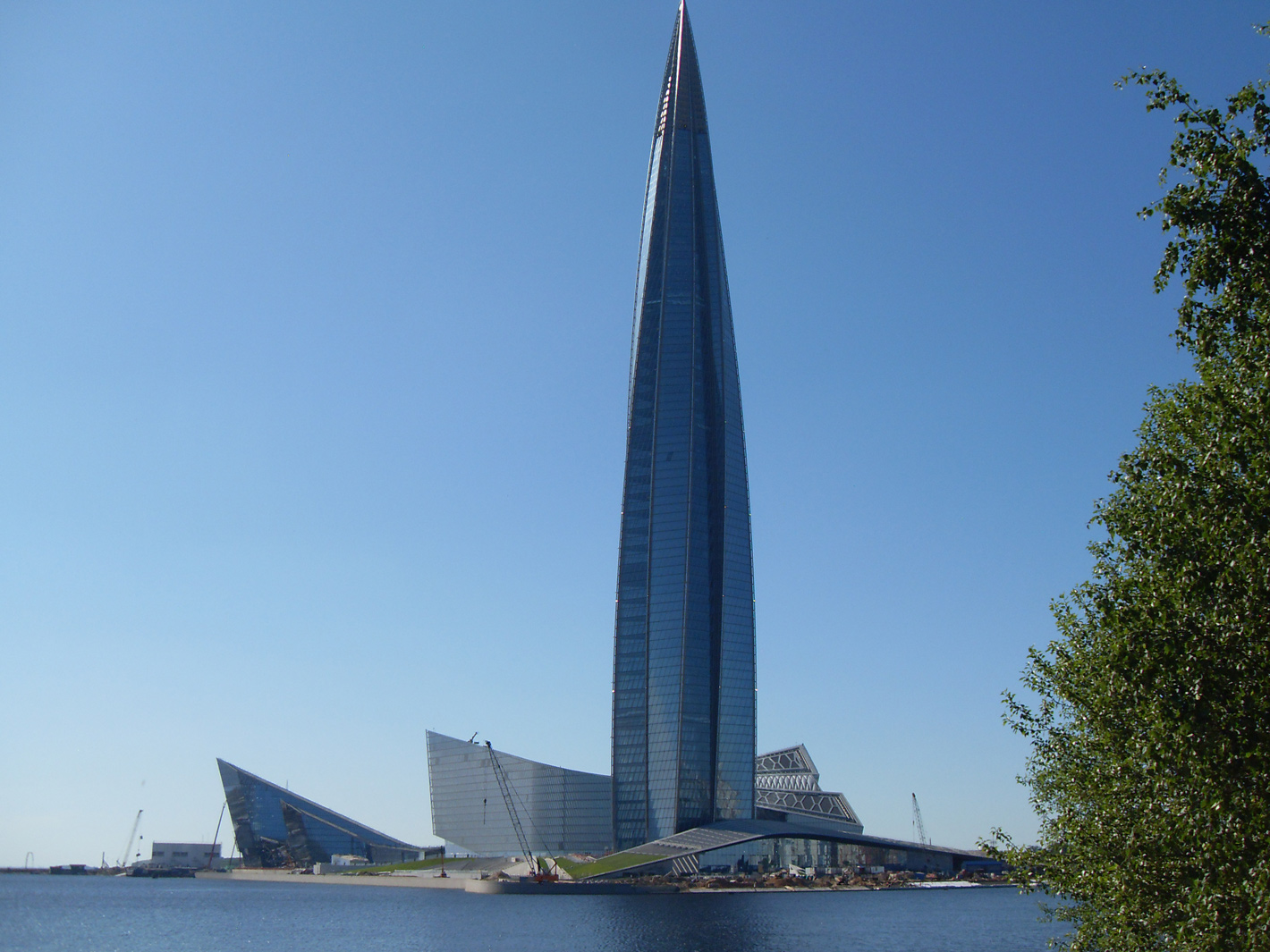 Санкт-Петербург, Высотная улица, 1