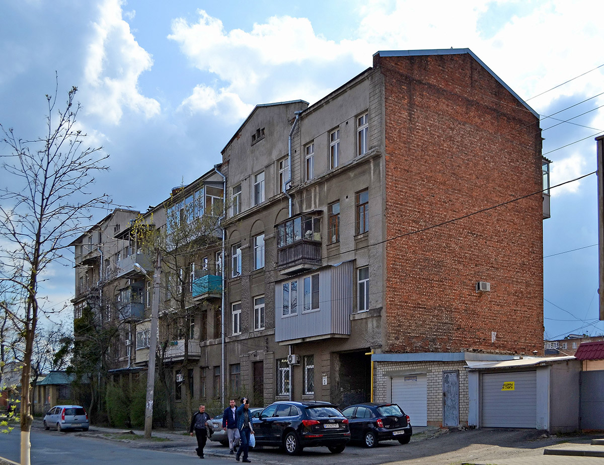 Харьков, Улица Петра Кандаурова, 3