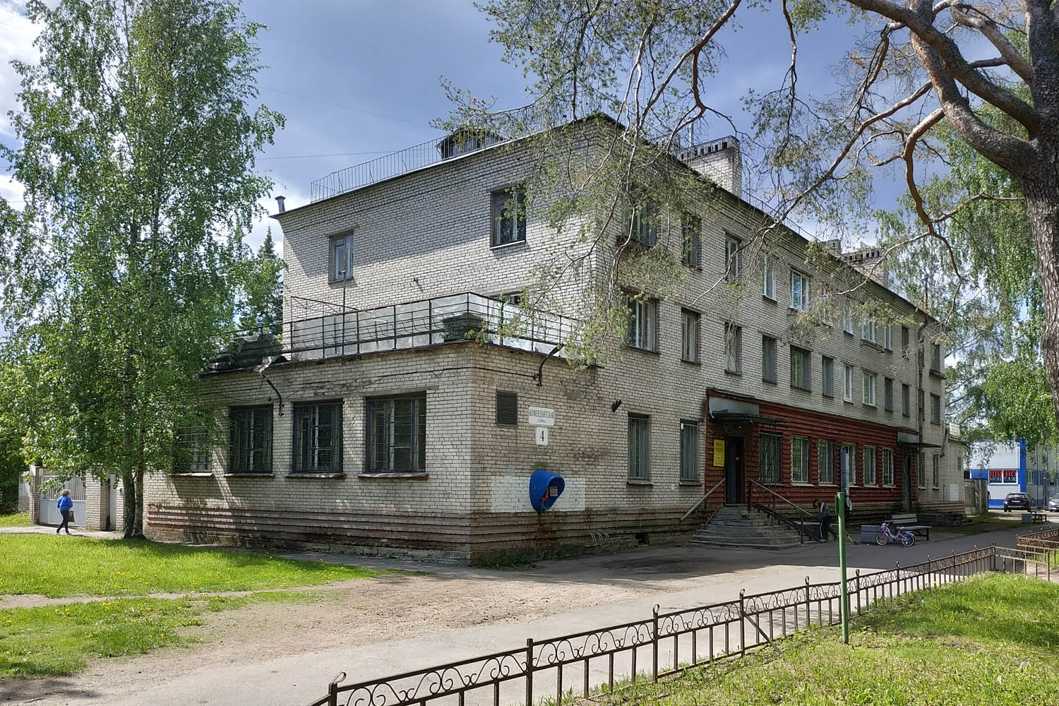 Зеленогорьск, Комендантская улица, 4