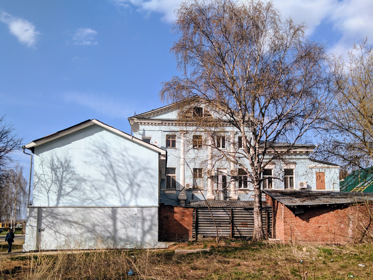 Глазов, Площадь Свободы, 6