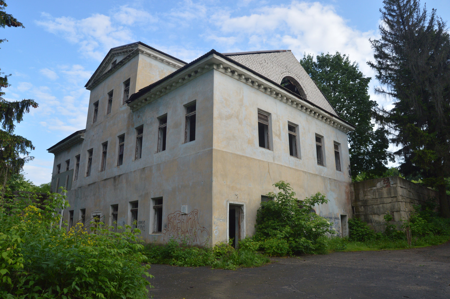 Semiluki, Улица Дача, 1А