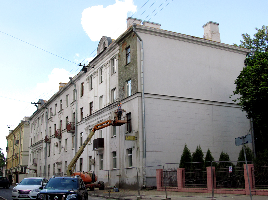 Минск, Броневой переулок, 13
