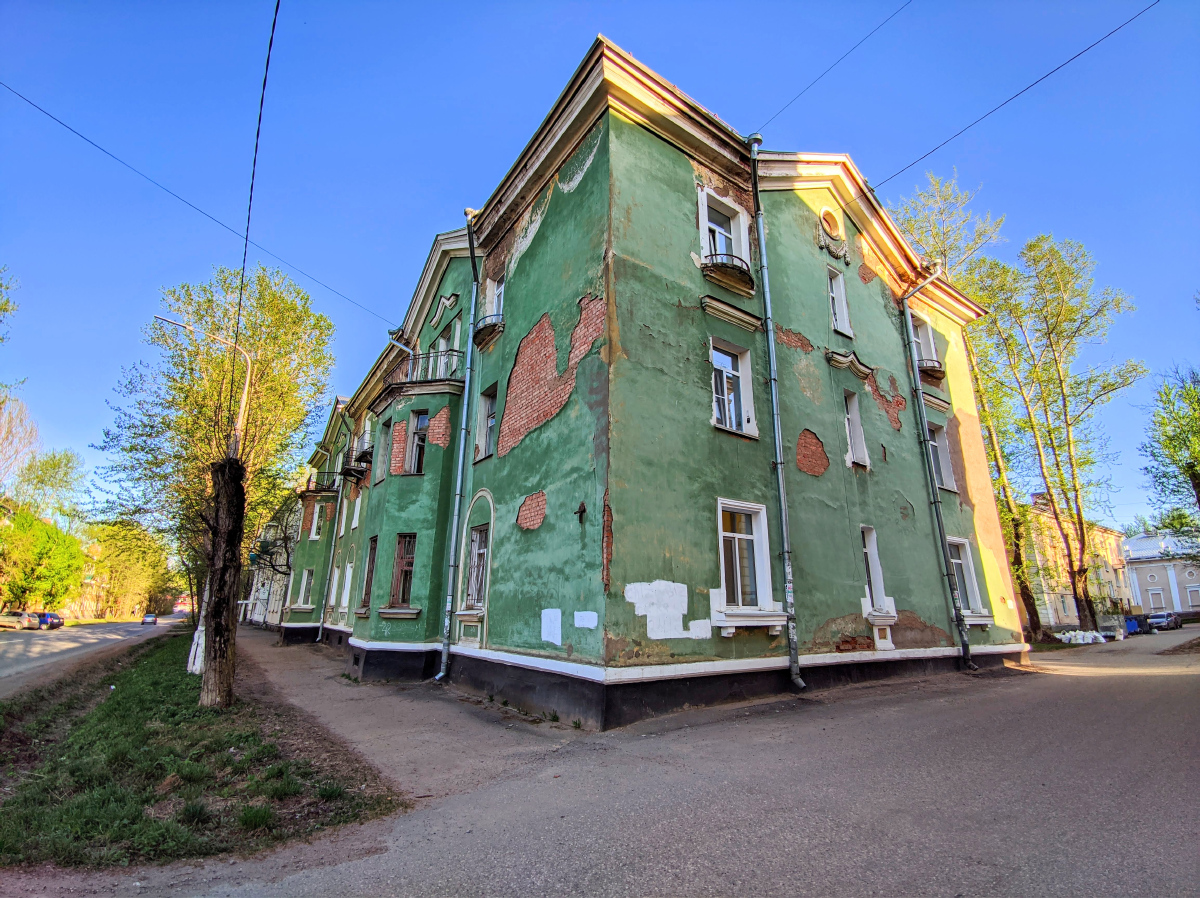 Глазов, Улица Дзержинского, 20