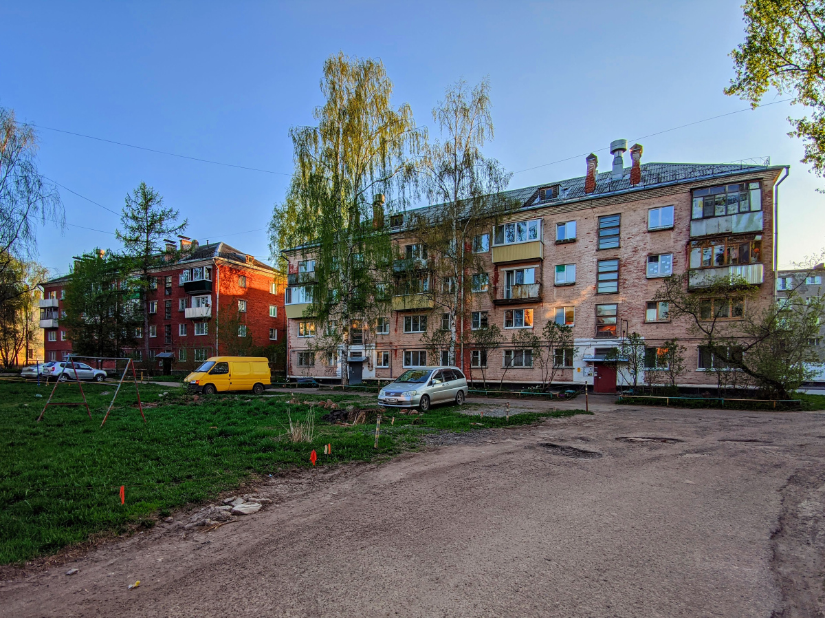Глазов, Улица Короленко, 16; Улица Короленко, 14