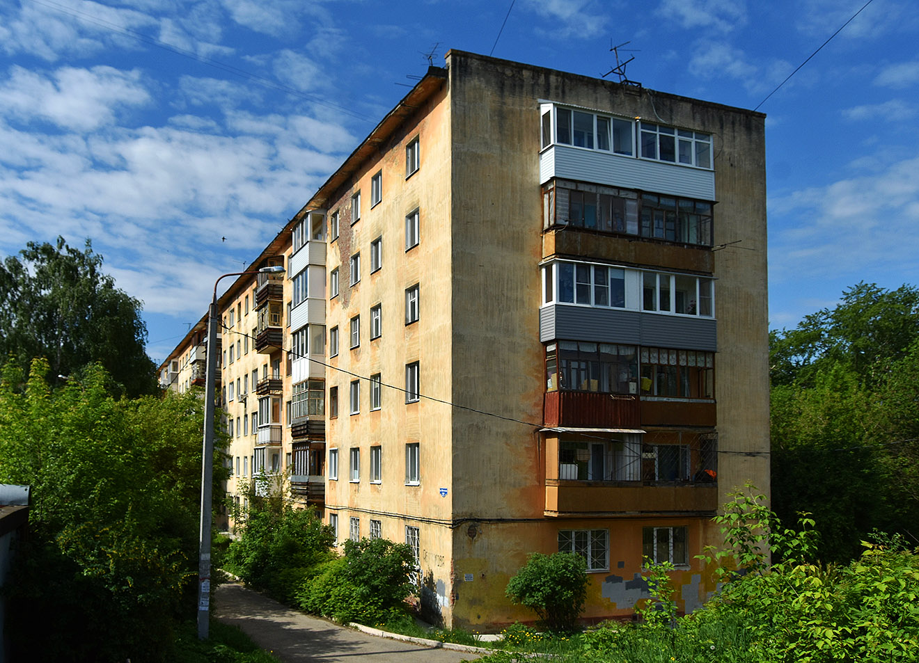 Пермь, Улица Яблочкова, 37