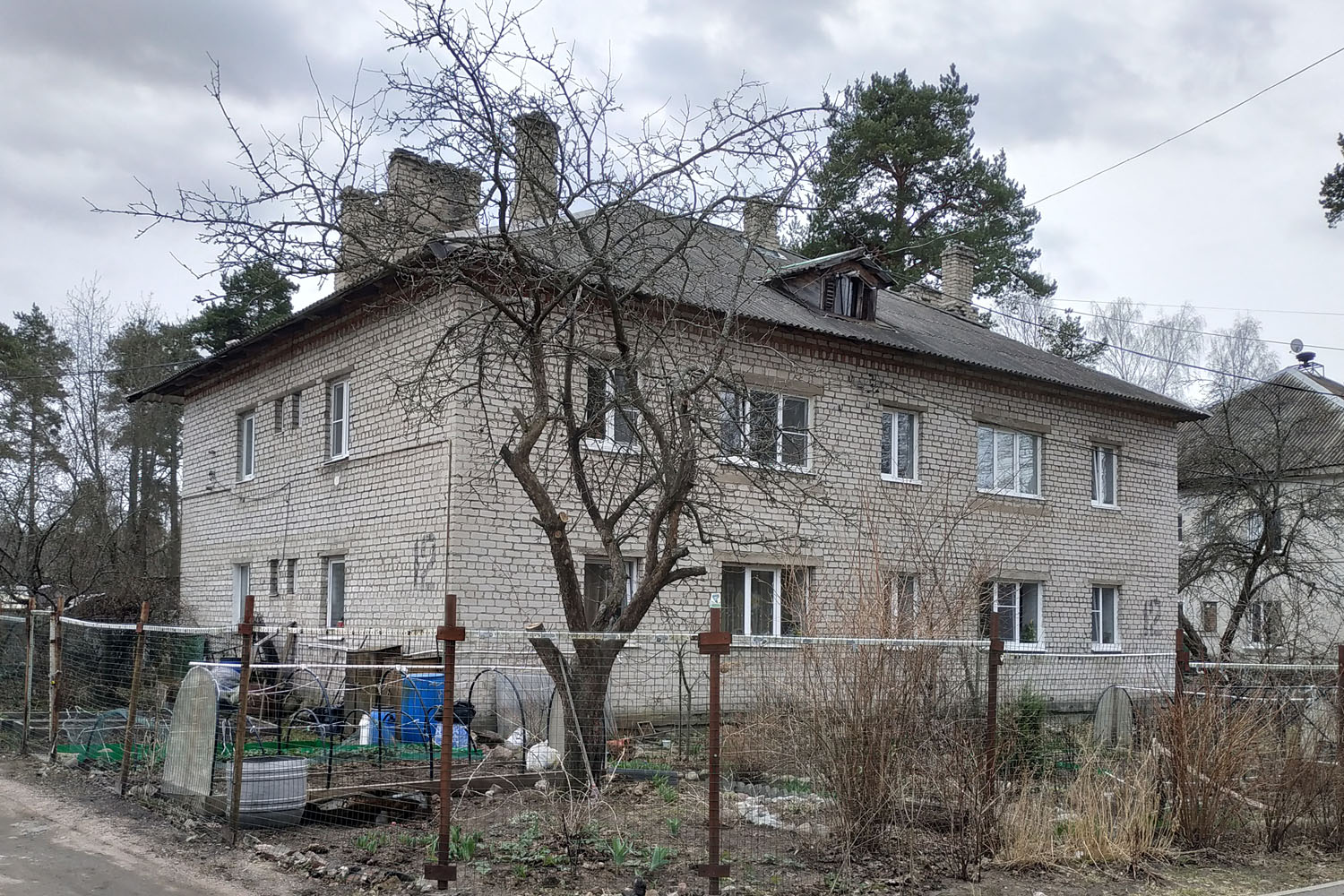 Приморск, Вокзальная улица, 12