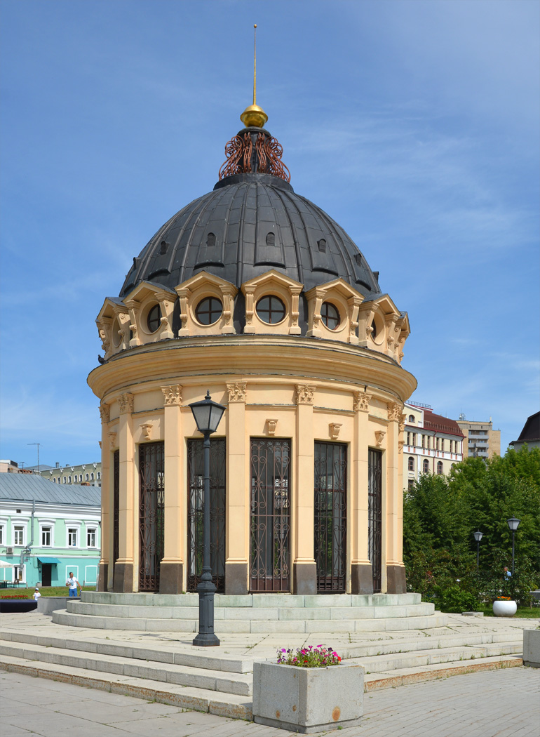 Казань, Петербургская улица, 32*