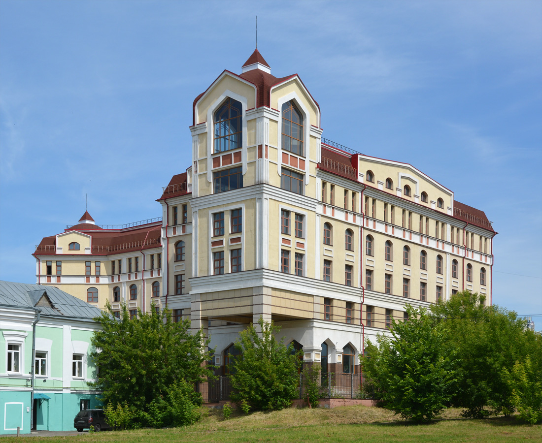Казань, Петербургская улица, 19
