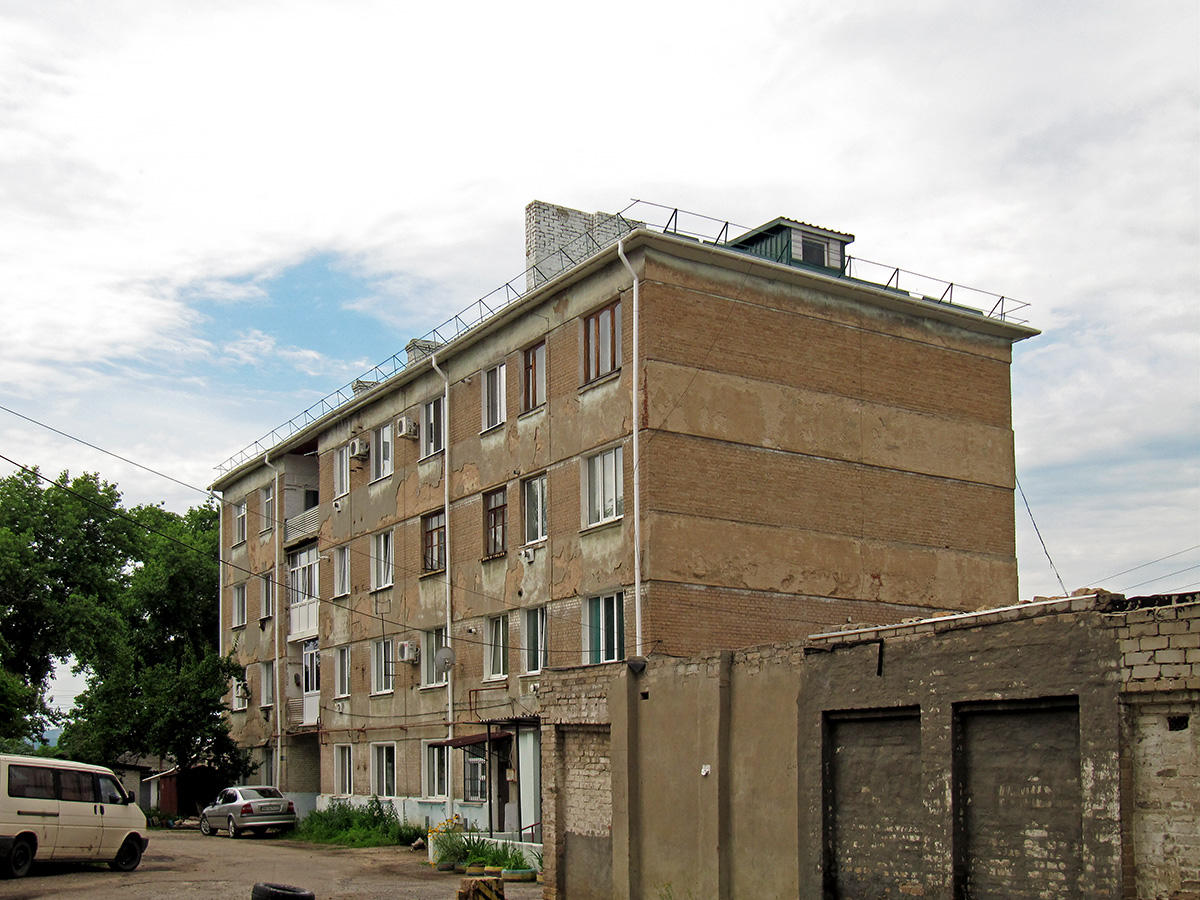 Rubizhne, Улица Ковешникова, 8