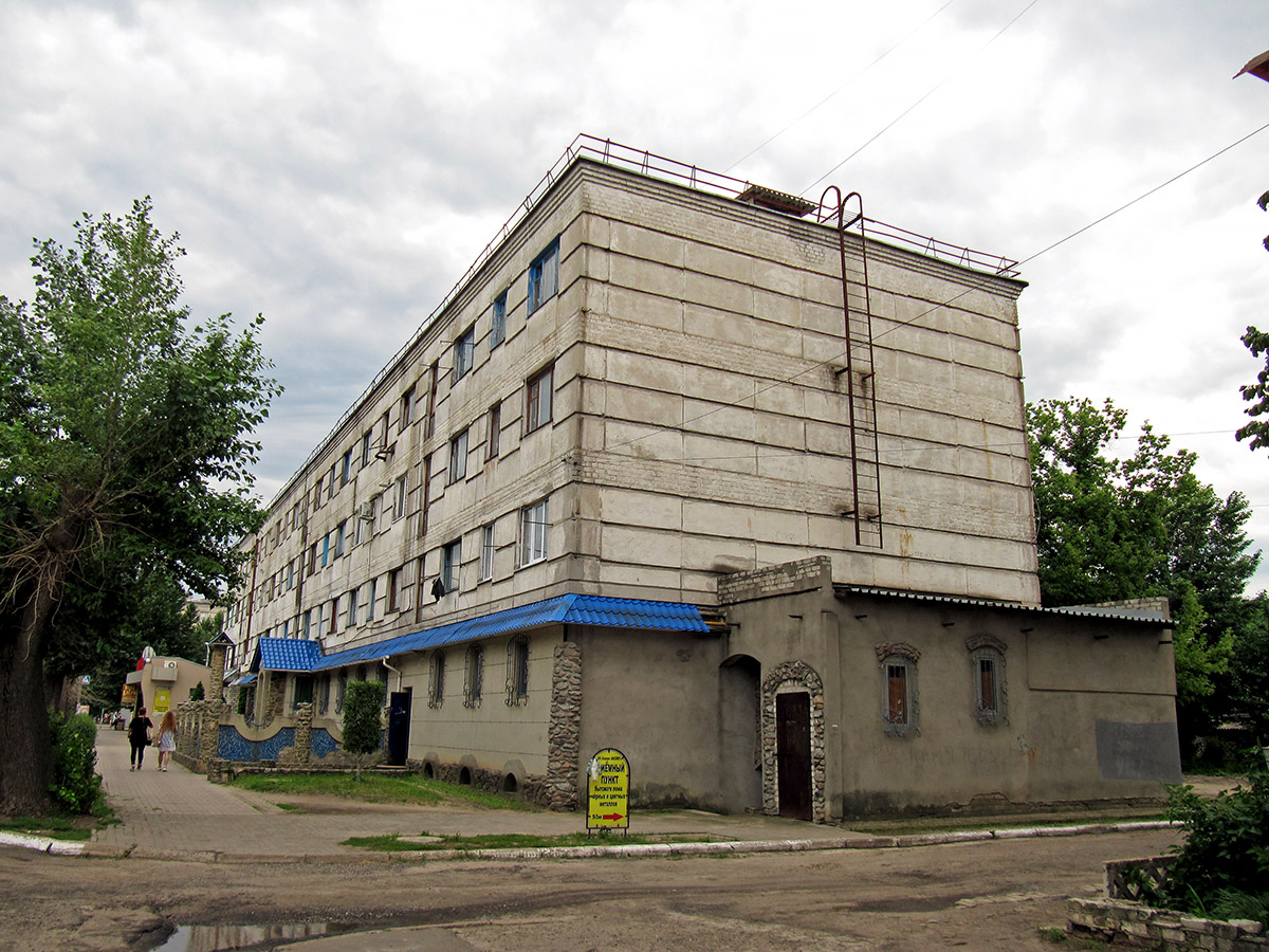 Рубіжне, Улица Менделеева, 18