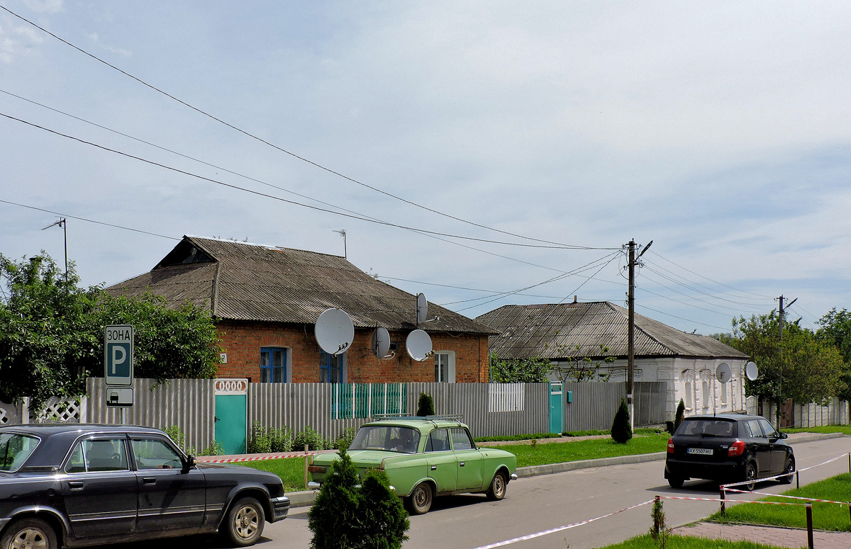 Коломак, Улица Егорова, 7; Улица Егорова, 9