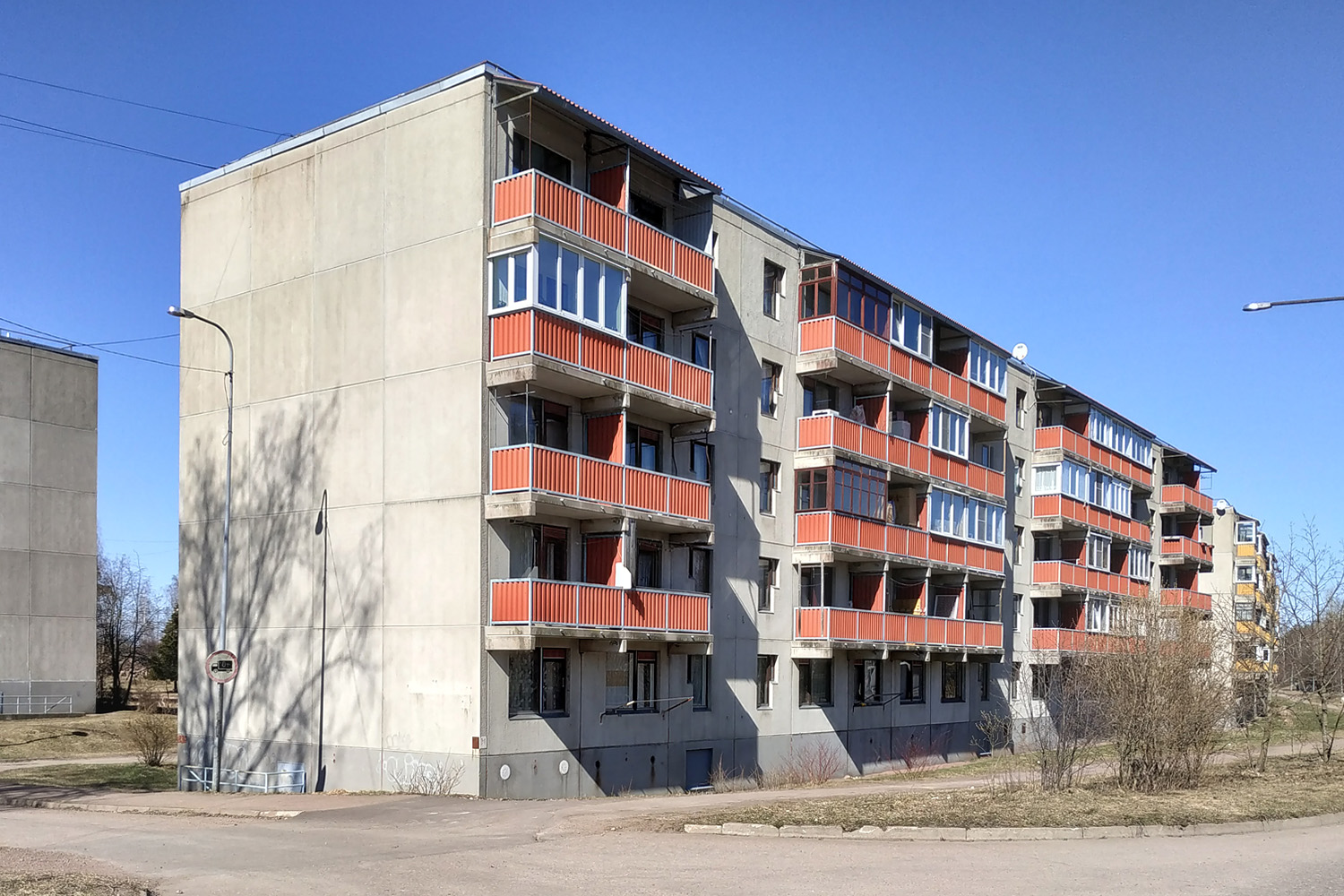 Советский, Комсомольская улица, 18