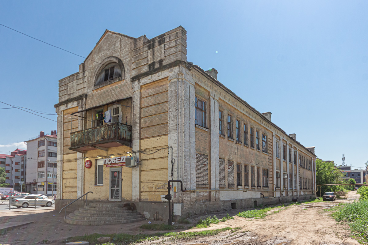 Казань, Ленинградская улица, 21