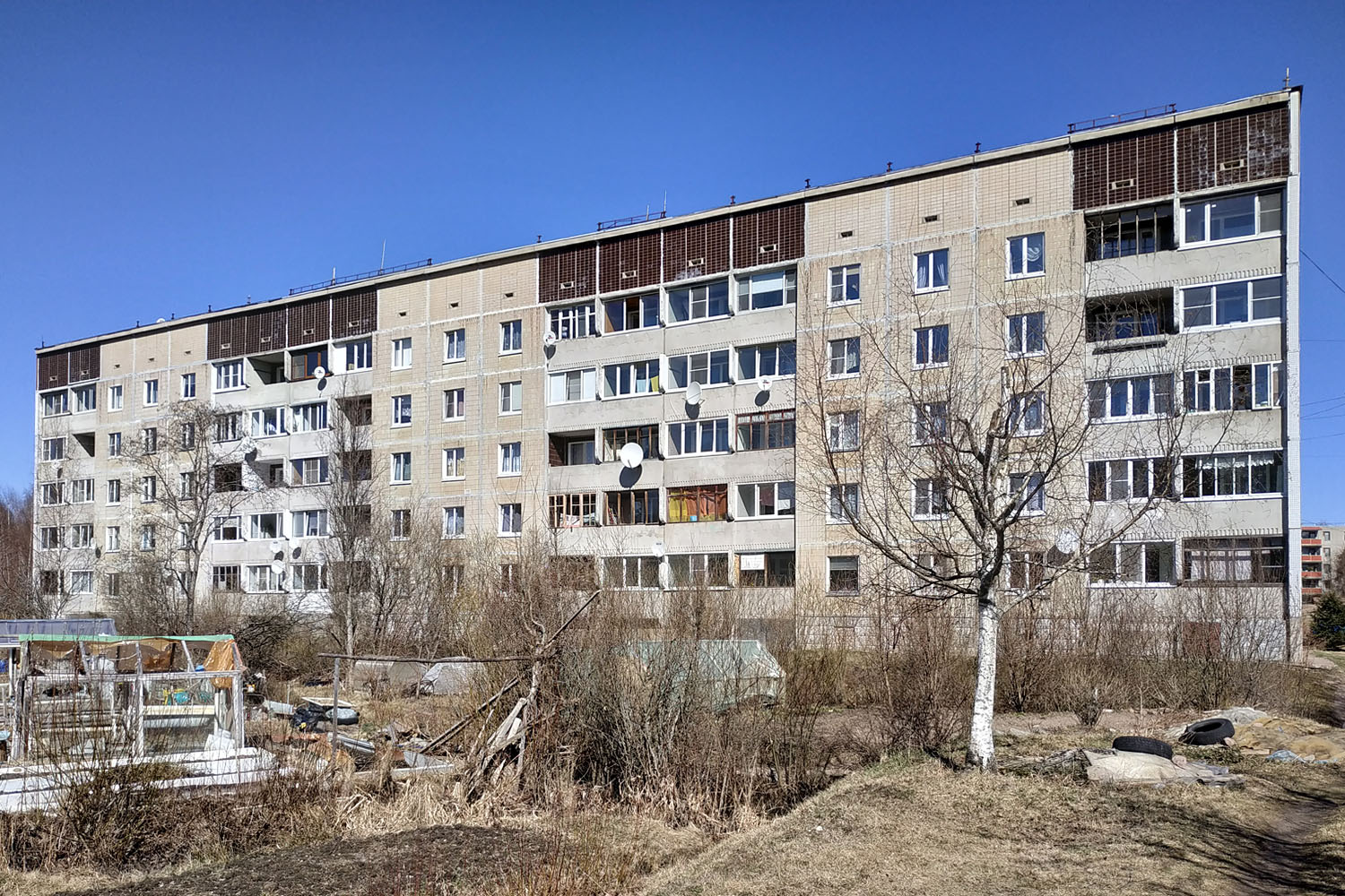 Советский, Школьная улица, 48