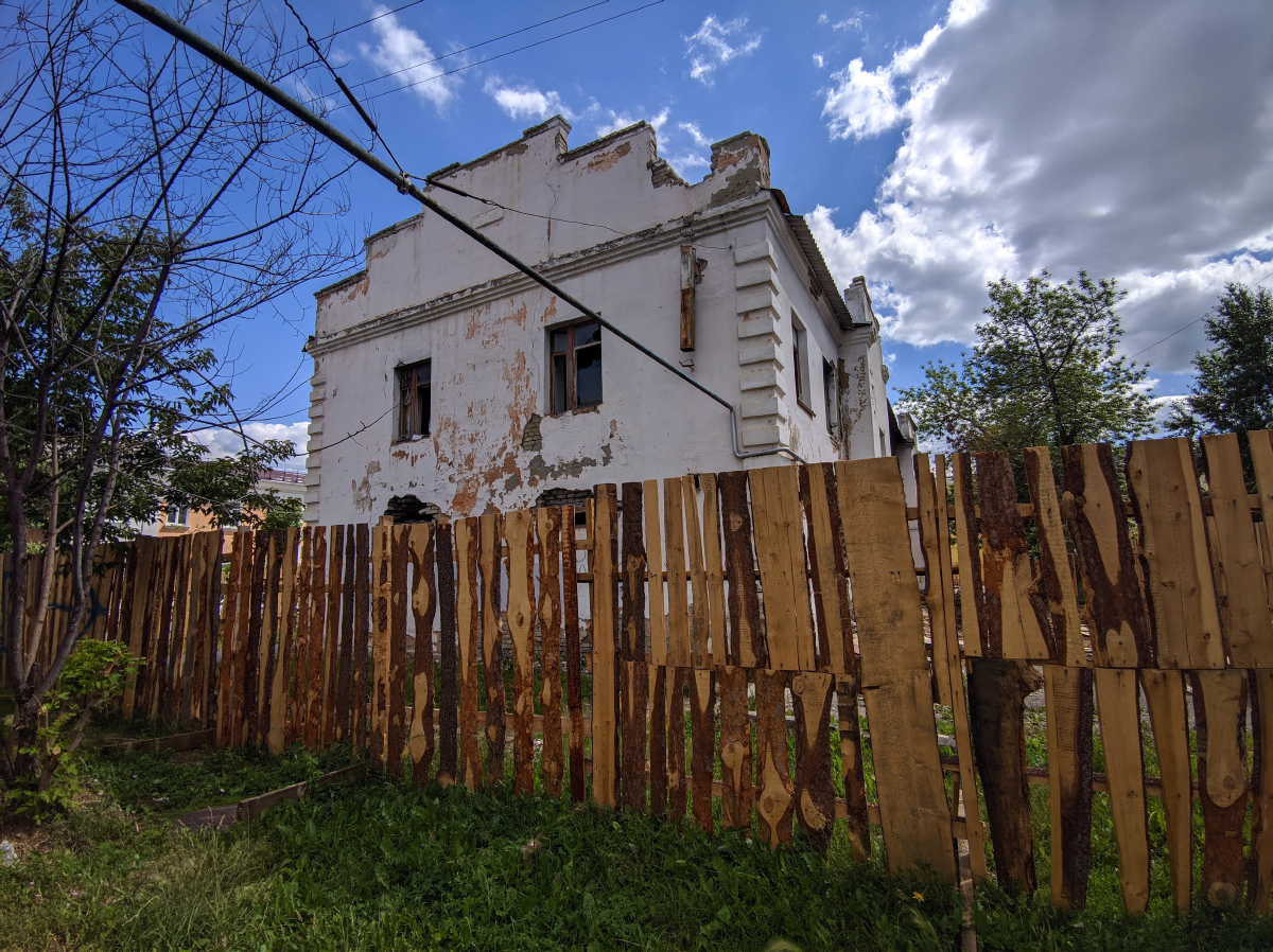 Каменск-Уральский, Парковая улица, 3